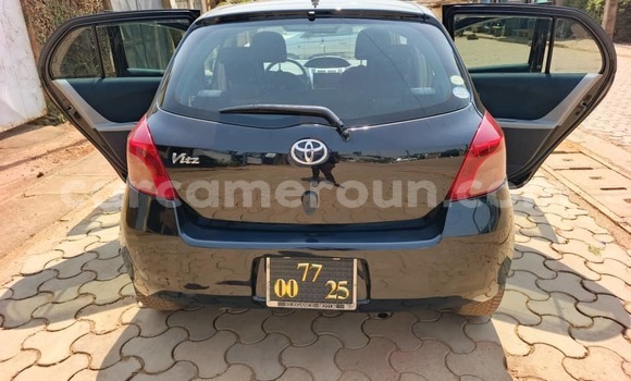 Sayi Na hannu Toyota Vitz Black Mota in Yaounde a Babban Kamaru Sayi Na hannu Toyota Vitz Black Mota in Yaounde a Babban Kamaru