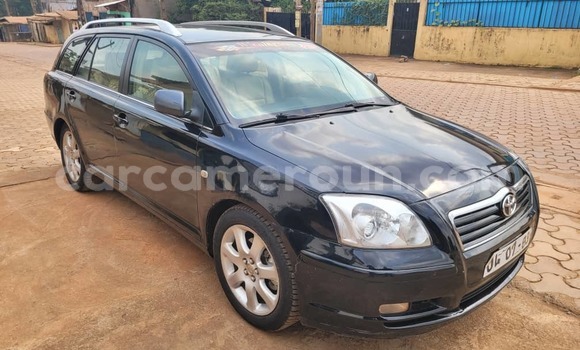 Sayi Na hannu Toyota Corolla Blue Mota in Yaounde a Babban Kamaru