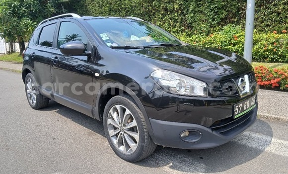 Buy Used Nissan Qashqai Black Car in Douala in Littoral Cameroon