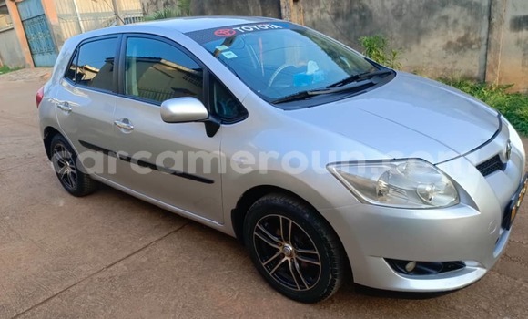 Acheter Occasion Voiture Toyota Auris Gris à Yaoundé, Central Cameroon