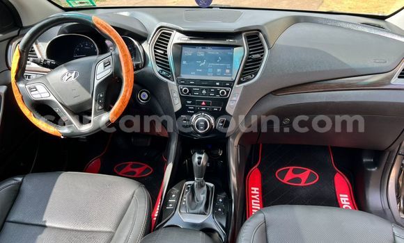 Buy Used Hyundai Santa Fe Silver Car in Yaounde in Central Cameroon Buy Used Hyundai Santa Fe Silver Car in Yaounde in Central Cameroon