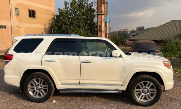 Acheter Occasion Voiture Toyota 4Runner Blanc à Yaoundé, Central Cameroon Acheter Occasion Voiture Toyota 4Runner Blanc à Yaoundé, Central Cameroon