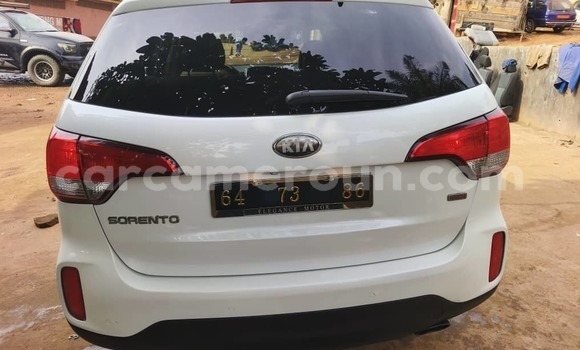 Buy Used Kia Sorento White Car in Yaounde in Central Cameroon Buy Used Kia Sorento White Car in Yaounde in Central Cameroon