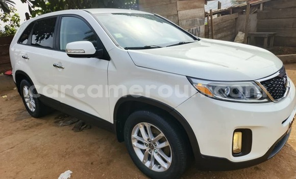 Buy Used Kia Sorento White Car in Yaounde in Central Cameroon Buy Used Kia Sorento White Car in Yaounde in Central Cameroon