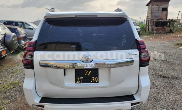 Acheter Occasion Voiture Toyota Prado Blanc à Yaoundé, Central Cameroon Acheter Occasion Voiture Toyota Prado Blanc à Yaoundé, Central Cameroon