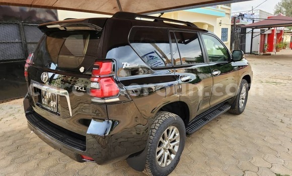 Acheter Occasion Voiture Toyota Prado Noir à Yaoundé, Central Cameroon Acheter Occasion Voiture Toyota Prado Noir à Yaoundé, Central Cameroon
