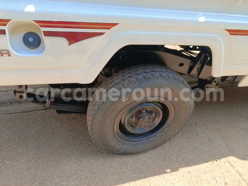 Big with watermark toyota land cruiser central cameroon yaounde 21806