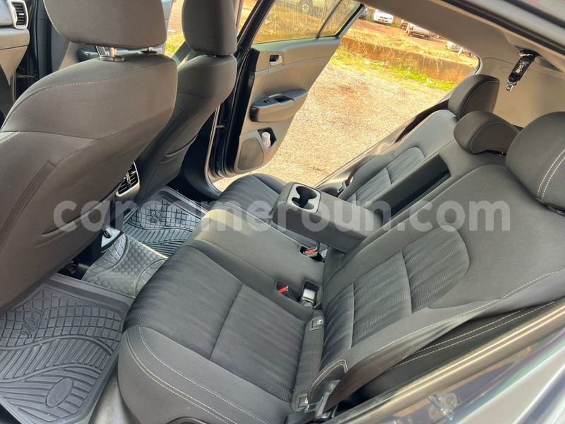 Big with watermark kia sportage central cameroon yaounde 21808