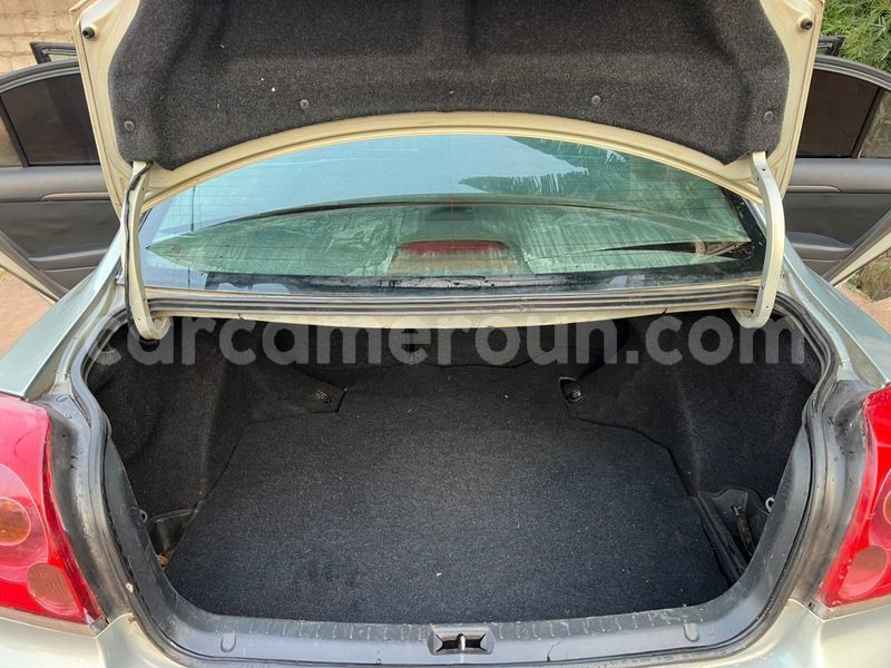Big with watermark toyota avensis central cameroon yaounde 21813
