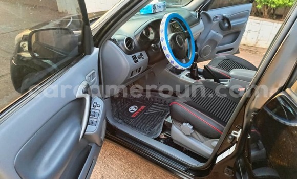 Acheter Occasion Voiture Toyota RAV4 Noir à Yaoundé, Central Cameroon Acheter Occasion Voiture Toyota RAV4 Noir à Yaoundé, Central Cameroon