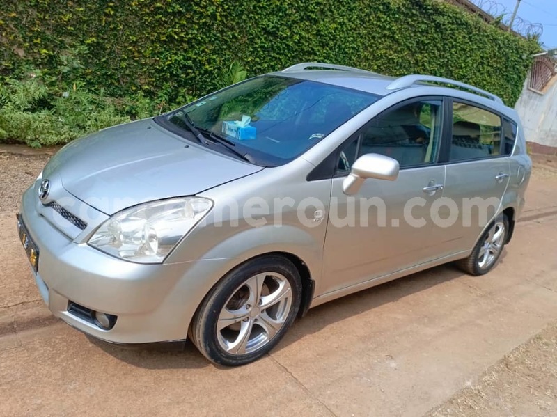 Big with watermark toyota corolla verso central cameroon yaounde 21817