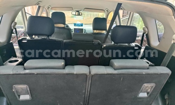 Acheter Occasion Voiture Toyota Corolla Verso Gris à Yaoundé, Central Cameroon Acheter Occasion Voiture Toyota Corolla Verso Gris à Yaoundé, Central Cameroon