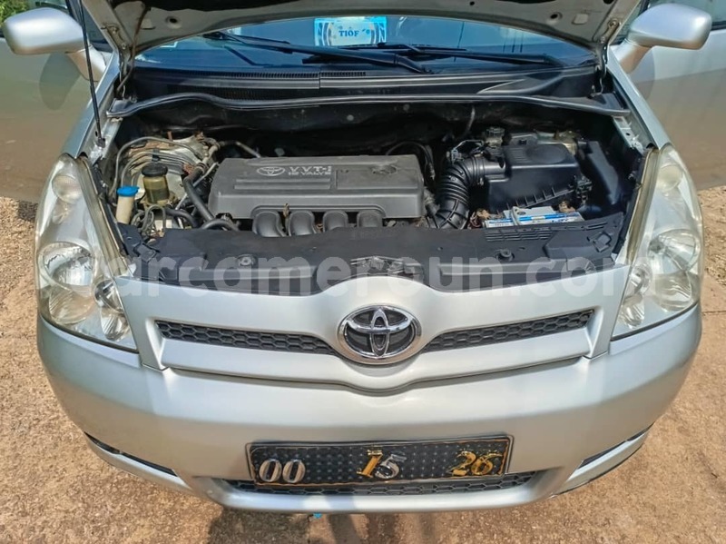 Big with watermark toyota corolla verso central cameroon yaounde 21817