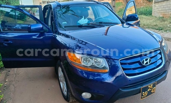 Acheter Occasion Voiture Hyundai Santa Fe Bleu à Yaoundé, Central Cameroon Acheter Occasion Voiture Hyundai Santa Fe Bleu à Yaoundé, Central Cameroon