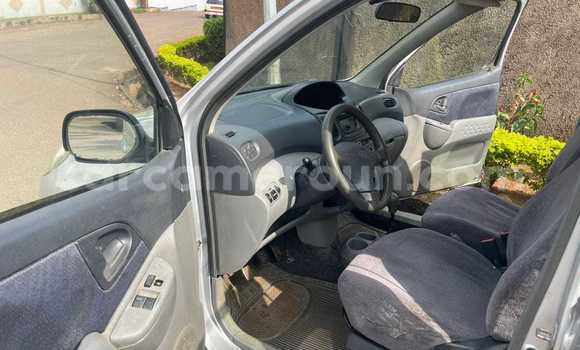 Buy Used Toyota Yaris Verso Silver Car in Yaounde in Central Cameroon Buy Used Toyota Yaris Verso Silver Car in Yaounde in Central Cameroon