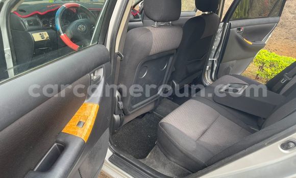 Acheter Occasion Voiture Toyota Corolla Gris à Yaoundé, Central Cameroon Acheter Occasion Voiture Toyota Corolla Gris à Yaoundé, Central Cameroon