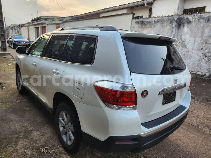 Big with watermark toyota highlander central cameroon yaounde 21827