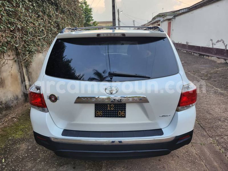 Big with watermark toyota highlander central cameroon yaounde 21827