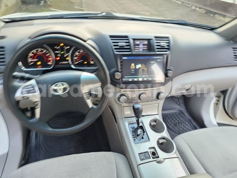 Big with watermark toyota highlander central cameroon yaounde 21827