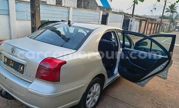 Acheter Occasion Voiture Toyota Avensis Gris à Yaoundé, Central Cameroon Acheter Occasion Voiture Toyota Avensis Gris à Yaoundé, Central Cameroon