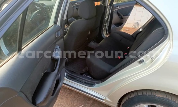 Acheter Occasion Voiture Toyota Avensis Gris à Yaoundé, Central Cameroon Acheter Occasion Voiture Toyota Avensis Gris à Yaoundé, Central Cameroon