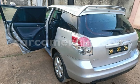 Acheter Occasion Voiture Toyota Matrix Bleu à Yaoundé, Central Cameroon Acheter Occasion Voiture Toyota Matrix Bleu à Yaoundé, Central Cameroon