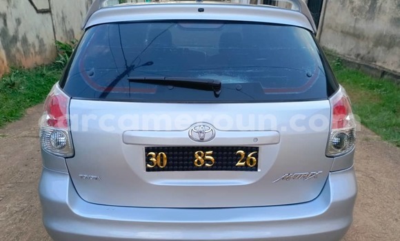 Acheter Occasion Voiture Toyota Matrix Bleu à Yaoundé, Central Cameroon Acheter Occasion Voiture Toyota Matrix Bleu à Yaoundé, Central Cameroon
