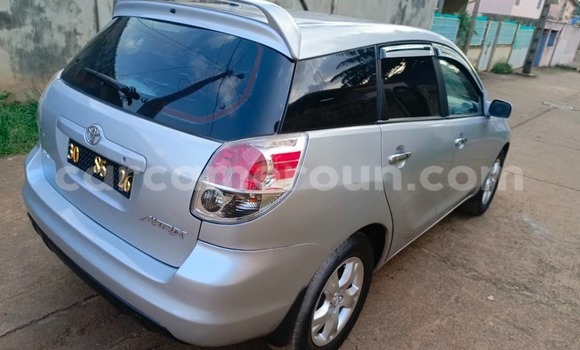 Acheter Occasion Voiture Toyota Matrix Bleu à Yaoundé, Central Cameroon Acheter Occasion Voiture Toyota Matrix Bleu à Yaoundé, Central Cameroon