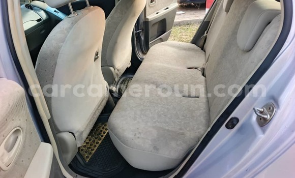 Acheter Occasion Voiture Toyota Vitz Beige à Yaoundé, Central Cameroon Acheter Occasion Voiture Toyota Vitz Beige à Yaoundé, Central Cameroon