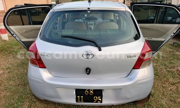 Acheter Occasion Voiture Toyota Vitz Beige à Yaoundé, Central Cameroon Acheter Occasion Voiture Toyota Vitz Beige à Yaoundé, Central Cameroon