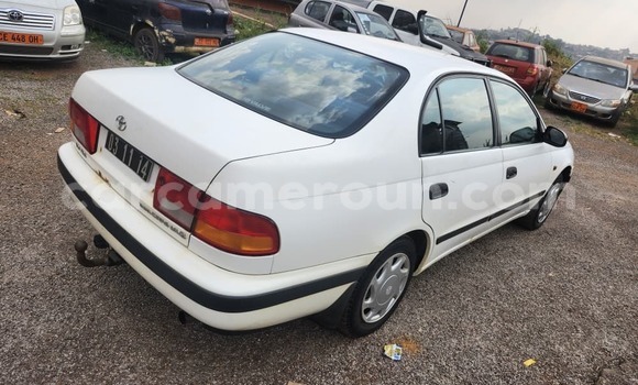Acheter Occasion Voiture Toyota Carina E Blanc à Yaoundé, Central Cameroon Acheter Occasion Voiture Toyota Carina E Blanc à Yaoundé, Central Cameroon
