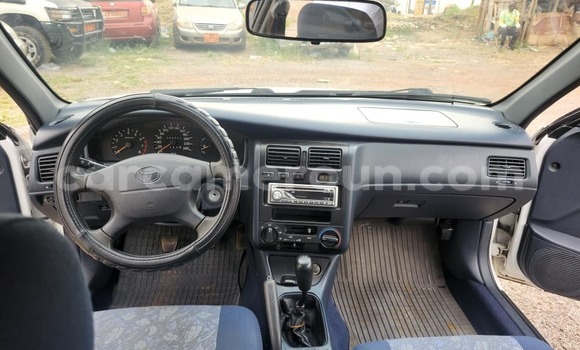Acheter Occasion Voiture Toyota Carina E Blanc à Yaoundé, Central Cameroon Acheter Occasion Voiture Toyota Carina E Blanc à Yaoundé, Central Cameroon
