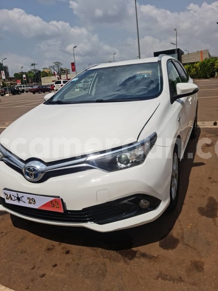 Big with watermark toyota auris central cameroon yaounde 21847