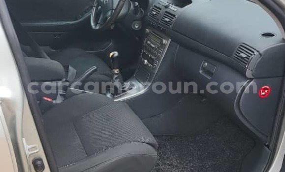 Acheter Occasion Voiture Toyota Avensis Gris à Yaoundé, Central Cameroon Acheter Occasion Voiture Toyota Avensis Gris à Yaoundé, Central Cameroon