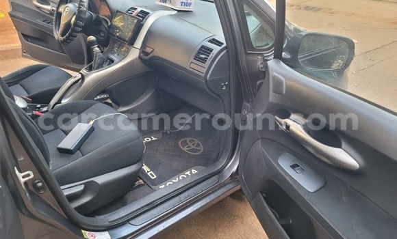 Acheter Occasion Voiture Toyota Auris Gris à Yaoundé, Central Cameroon Acheter Occasion Voiture Toyota Auris Gris à Yaoundé, Central Cameroon