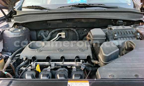 Buy Used Hyundai Santa Fe Silver Car in Yaounde in Central Cameroon Buy Used Hyundai Santa Fe Silver Car in Yaounde in Central Cameroon