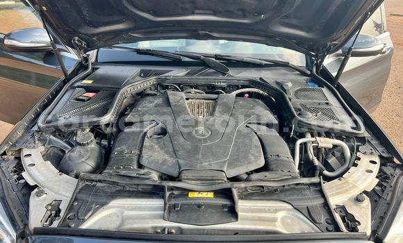 Buy Used Mercedes‒Benz C–Class Black Car in Yaounde in Central Cameroon Buy Used Mercedes‒Benz C–Class Black Car in Yaounde in Central Cameroon