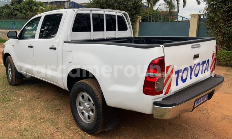 Big with watermark toyota hilux central cameroon yaounde 21855