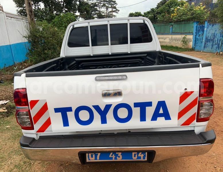 Big with watermark toyota hilux central cameroon yaounde 21855