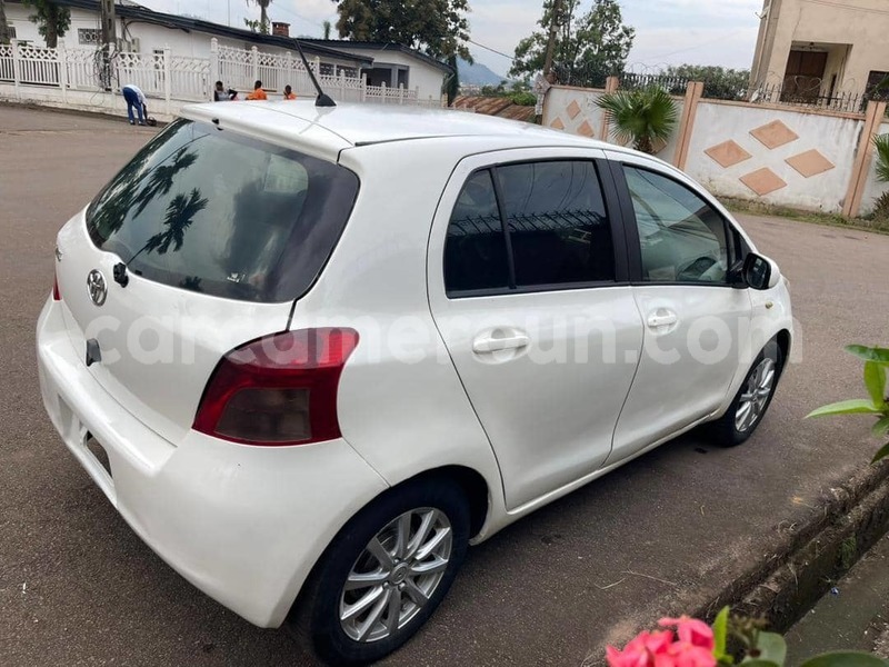 Big with watermark toyota vitz central cameroon yaounde 21856