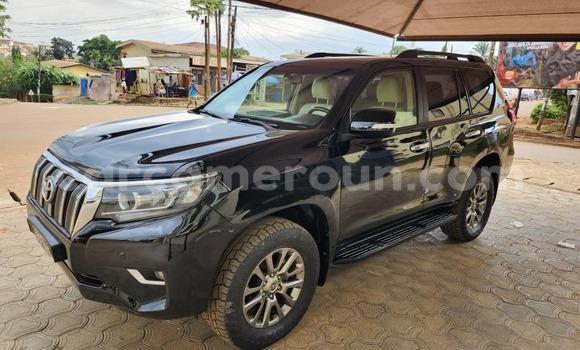 Buy Used Toyota Land Cruiser Black Car in Yaounde in Central Cameroon Buy Used Toyota Land Cruiser Black Car in Yaounde in Central Cameroon
