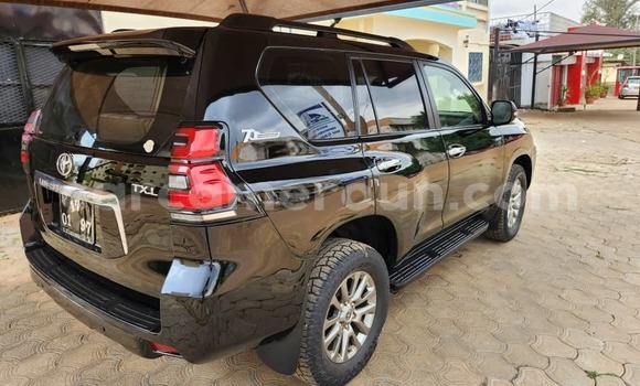 Buy Used Toyota Land Cruiser Black Car in Yaounde in Central Cameroon Buy Used Toyota Land Cruiser Black Car in Yaounde in Central Cameroon