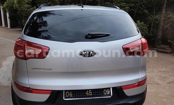 Buy Used Kia Sorento Silver Car in Yaounde in Central Cameroon Buy Used Kia Sorento Silver Car in Yaounde in Central Cameroon