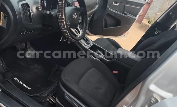 Acheter Occasion Voiture Kia Sportage Gris à Yaoundé, Central Cameroon Acheter Occasion Voiture Kia Sportage Gris à Yaoundé, Central Cameroon