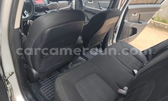 Acheter Occasion Voiture Kia Sportage Gris à Yaoundé, Central Cameroon Acheter Occasion Voiture Kia Sportage Gris à Yaoundé, Central Cameroon