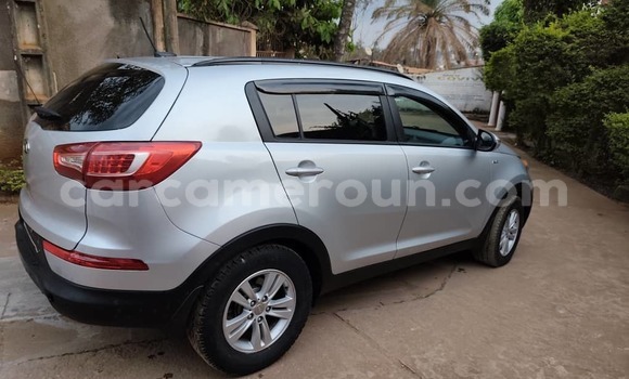 Acheter Occasion Voiture Kia Sportage Gris à Yaoundé, Central Cameroon Acheter Occasion Voiture Kia Sportage Gris à Yaoundé, Central Cameroon