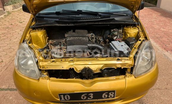 Sayi Na hannu Toyota Yaris Sauran Mota in Yaounde a Babban Kamaru Sayi Na hannu Toyota Yaris Sauran Mota in Yaounde a Babban Kamaru