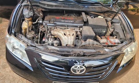Sayi Na hannu Toyota Camry Black Mota in Yaounde a Babban Kamaru Sayi Na hannu Toyota Camry Black Mota in Yaounde a Babban Kamaru
