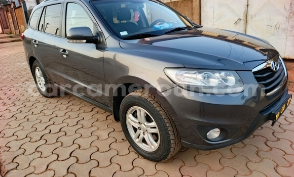 Buy Used Hyundai Santa Fe Black Car in Yaounde in Central Cameroon Buy Used Hyundai Santa Fe Black Car in Yaounde in Central Cameroon