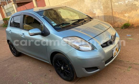 Sayi Na hannu Toyota Yaris Azurfa Mota in Yaounde a Babban Kamaru Sayi Na hannu Toyota Yaris Azurfa Mota in Yaounde a Babban Kamaru